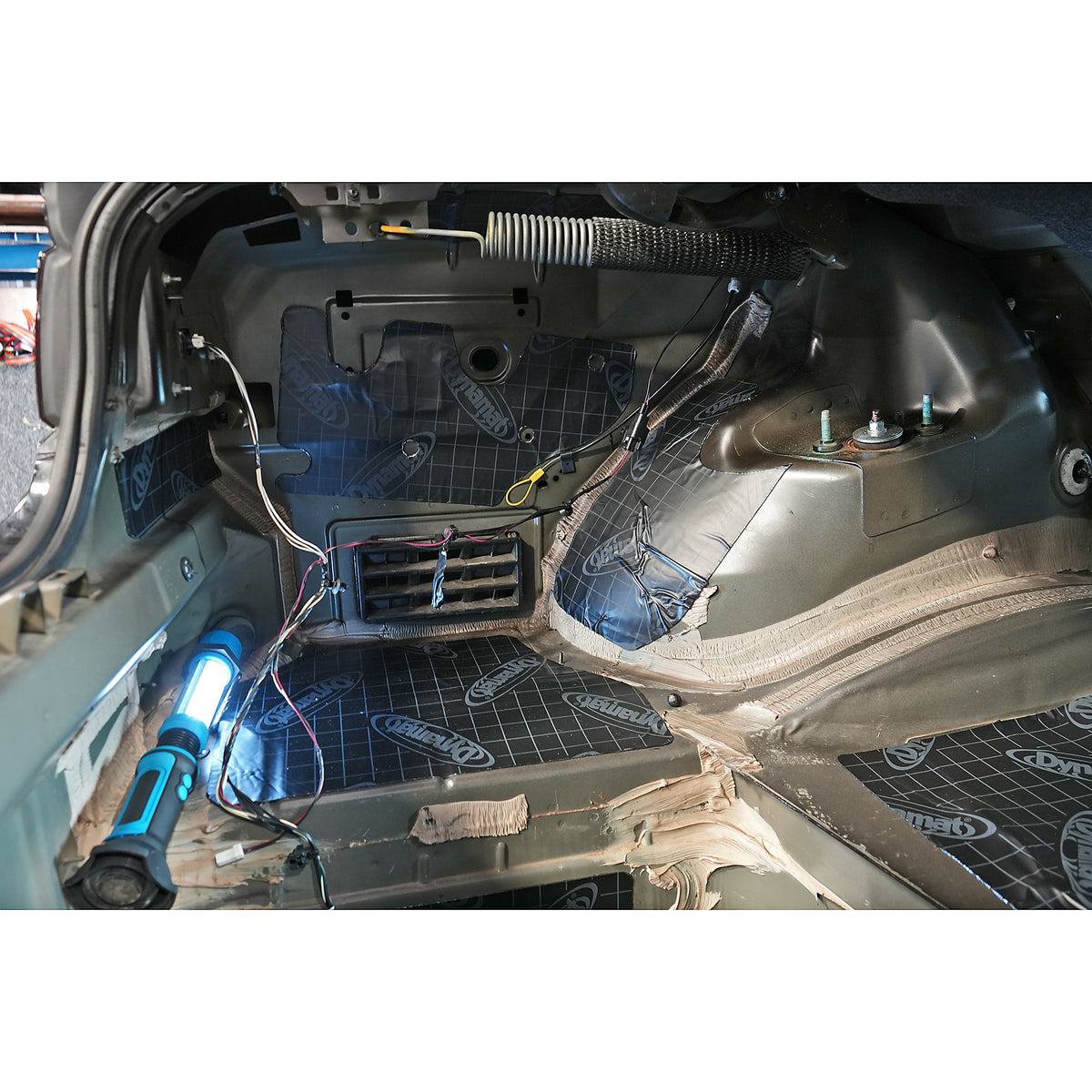 2011-2023 Dodge Charger Custom Cut Trunk Kit